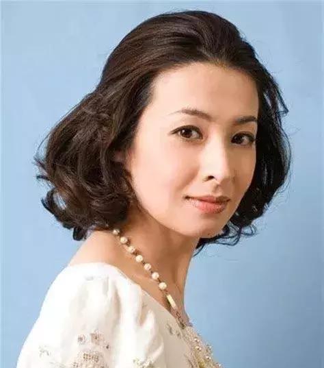 日本“最适合王子称号”的及川光博宣布离婚！原因让人唏嘘！