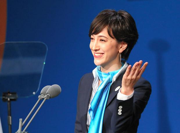 日本前首相小泉次子订婚，女方曾是申奥大使、日法混血女主播