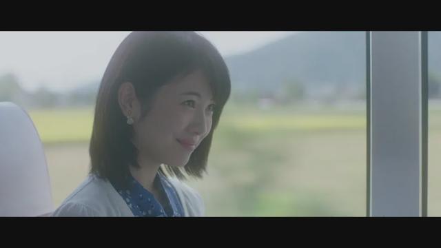 日本00后爆红女演员，滨边美波坚持每天自己做饭